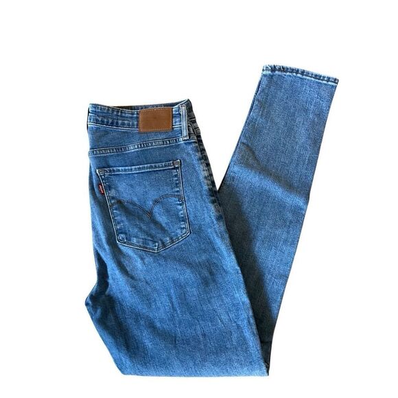 Levis 721 Hi Rise Skinny, Med Wash, Distressed, 31/12. Classic Minimalist - Picture 2 of 15